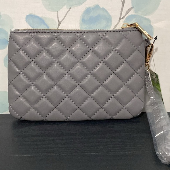 Badgley Mischka Diamond Quilted Clutch Wristlet NWT - Picture 4 of 5
